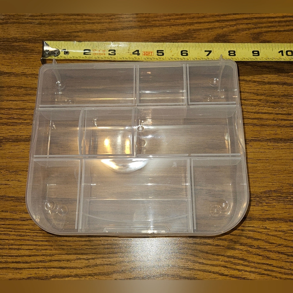 Plastic Organizer NWT